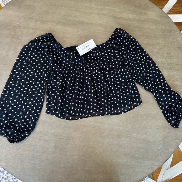 Lime lush  Black Heart Pattern Blouse nwt - Picture 7 of 9